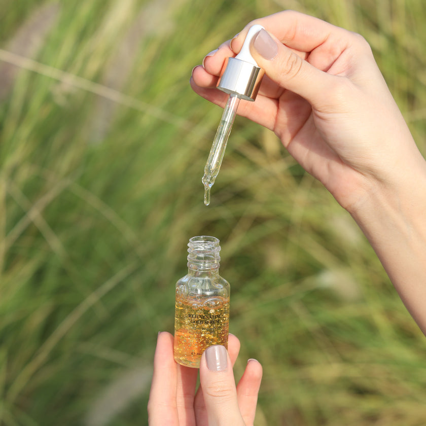 REJUVENATING GOLD SERUM